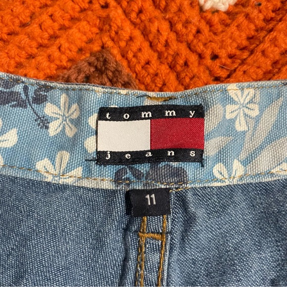 Tommy girl Y2K flower Jean very short shorts - Picture 7 of 7